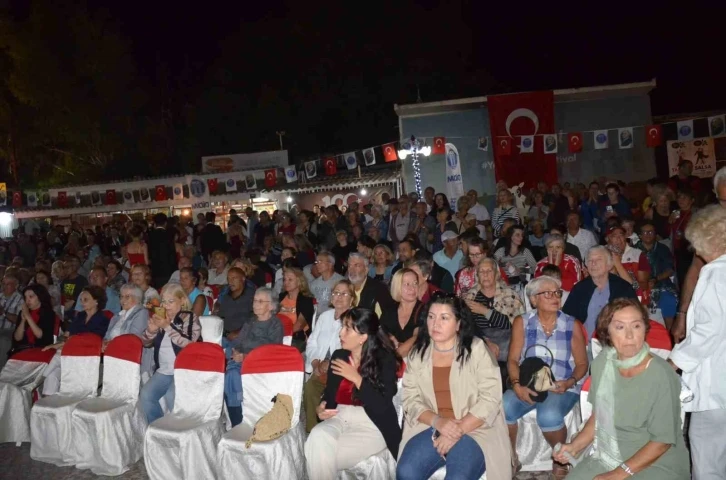 Didim’de Atatürk’ün sevdiği şarkılar seslendirildi

