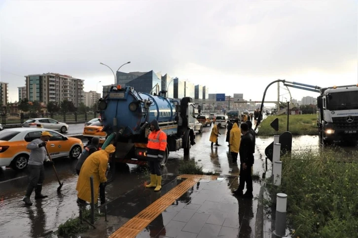 DİSKİ’de yağmur mesaisi
