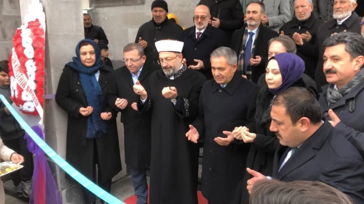 Diyanet İşleri Başkanı Erbaş: "Bu cami irfan merkezi olacak"

