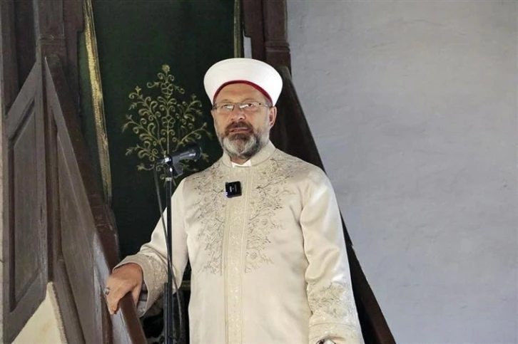 Diyanet İşleri Başkanı Erbaş: "Rabbimiz İslam’ı en büyük nimet olarak bizlere tanıtıyor"
