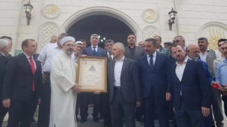 Diyanet İşleri Başkanı Erbaş, Siirt’te cami açılışına katıldı