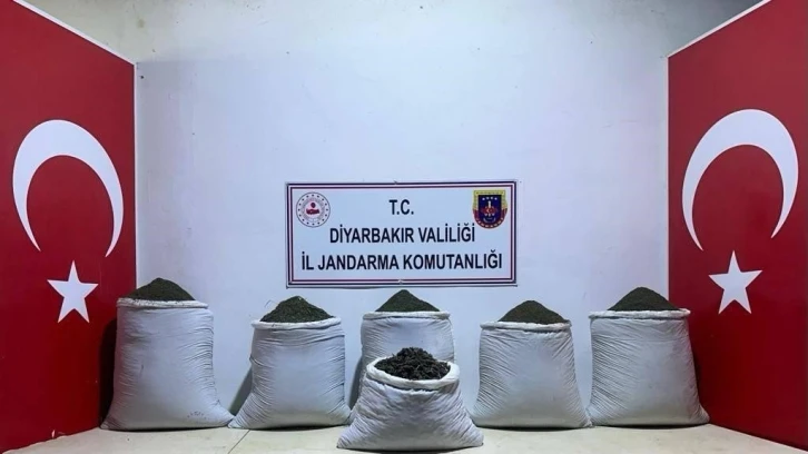 Diyarbakır’da 123 kilogram esrar ele geçirildi
