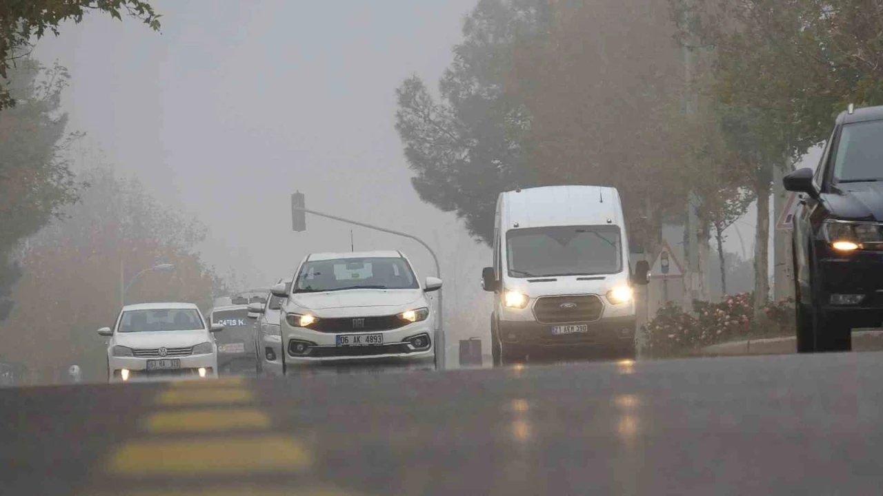 Diyarbakır’da 3 gündür sis etkili oluyor
