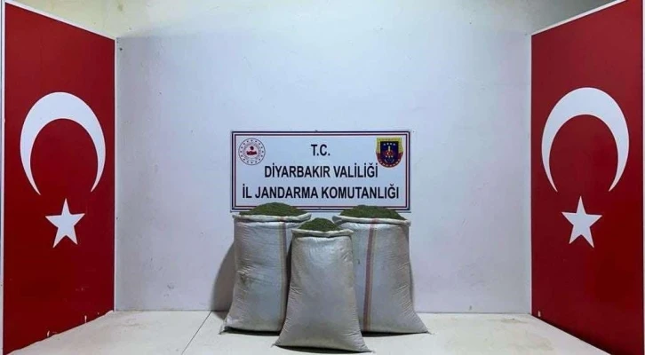 Diyarbakır’da 97 kilo toz esrar ele geçirildi
