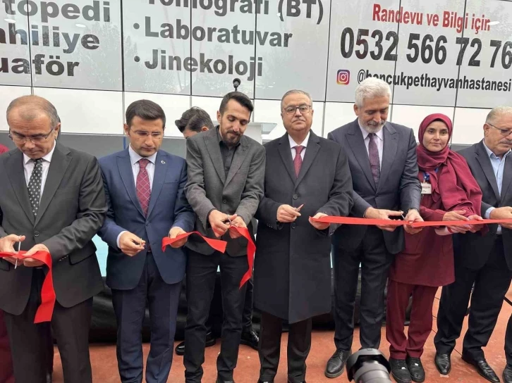 Diyarbakır’da ilk özel hayvan hastanesi açıldı
