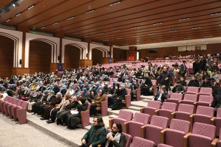 Diyarbakır’da "Filistin İçin Sözümüz Var" temalı konferans düzenlendi
