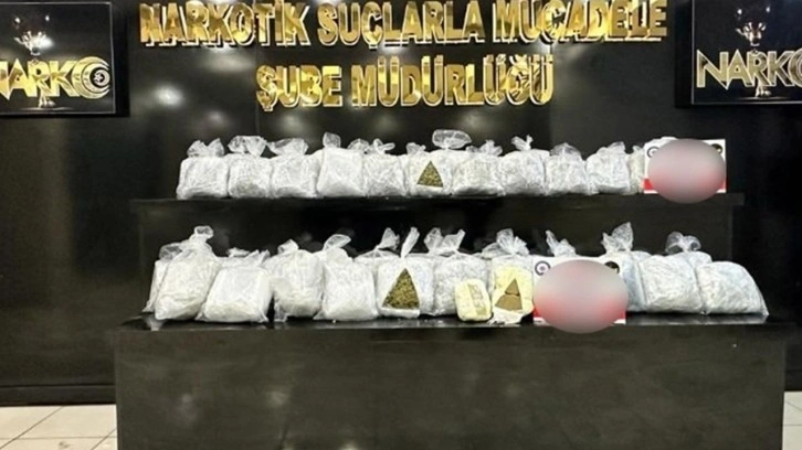 Diyarbakır'da 33 kilo 350 gram uyuşturucu ele geçirildi. İki şüpheli tutuklandı