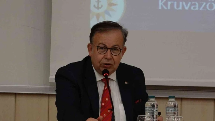 Doç. Dr. Cihat Yaycı: "Yunanistan’ın karasularını 1 mil arttırmasına izin vermemeliyiz"
