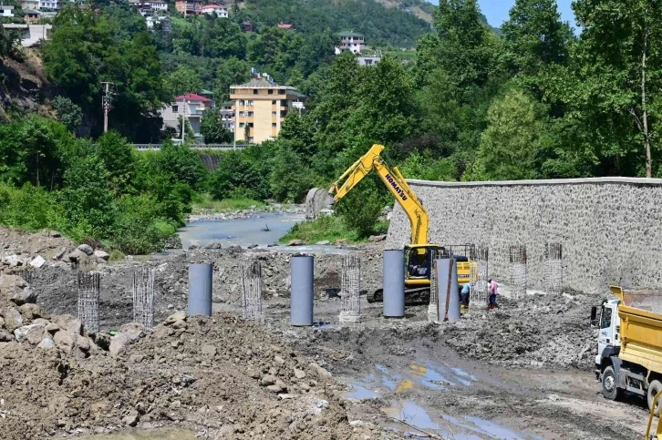 Doğu Karadeniz ilk sel tırnağı projesi Söğütlü Deresi’nde inşa edilmeye başlandı
