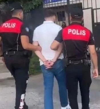 Dolandırıcılıktan aranan şahıs Bilecik’te yakalandı
