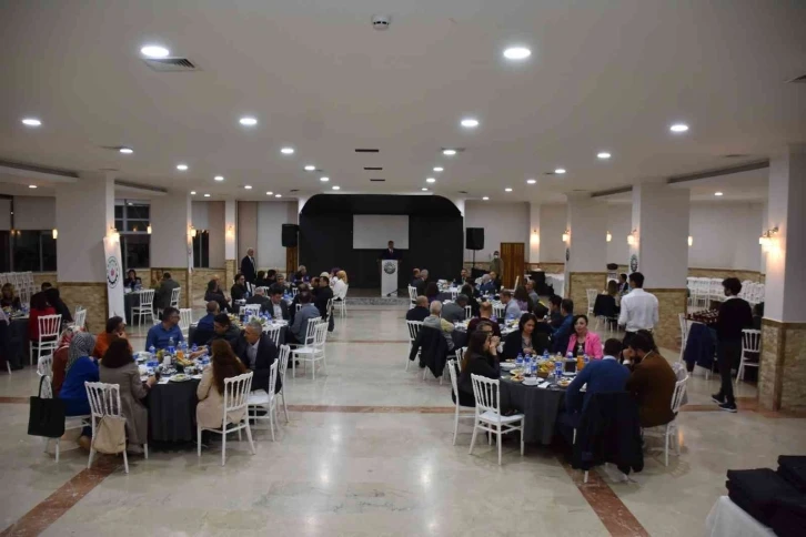 DOSTEK Koleji’nden okul müdürlerine iftar yemeği
