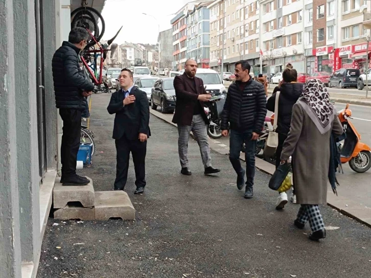 Down sendromlu Mücahit, Emek mahalle muhtarlığına aday
