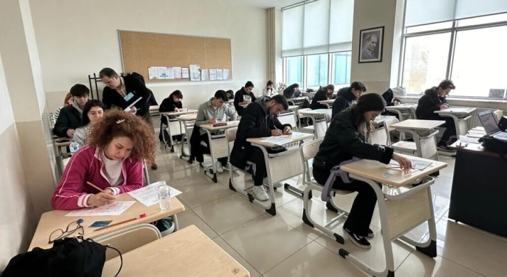 DPÜ’de Erasmus+ Değişim Programları Yabancı Dil Yeterlilik Sınavına yoğun ilgi
