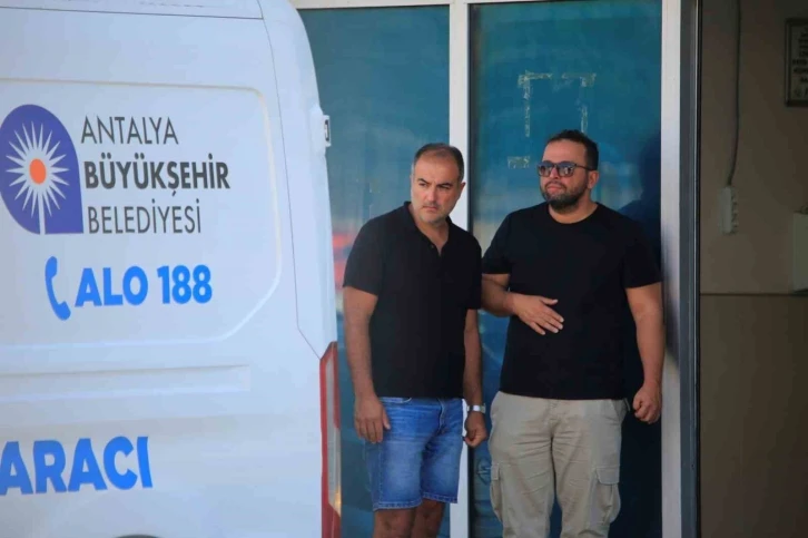 Düğünde öldürülen meclis üyesinin cenazesini ağabeyi gözyaşları içinde teslim aldı
