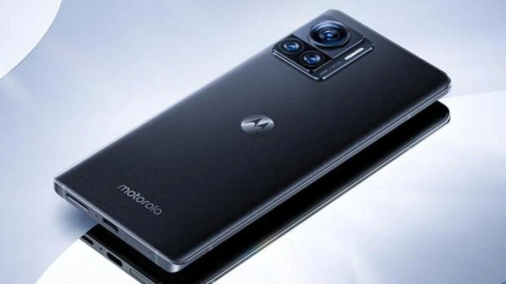 Dünyanın ilk 200 MP kameralı telefonu Motorola Moto X30 Pro tanıtıldı