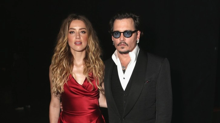 Dünyanın konuştuğu sansasyonel Johnny Deep ve Amber Heard davasının perde arkası BluTV’de yayında