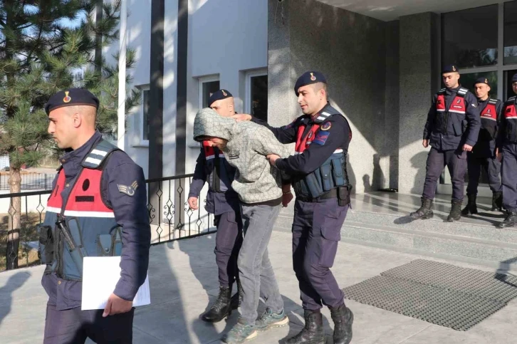 ’Dur’ ihtarına uymayarak polisi şehit eden sürücü tutuklandı
