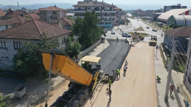 Düzce Belediyesi’nden asfalt atağı
