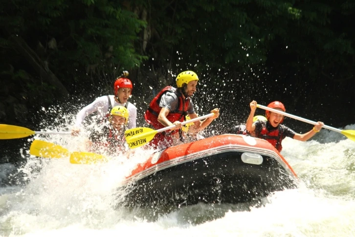 Düzce’de rafting sezonu başladı
