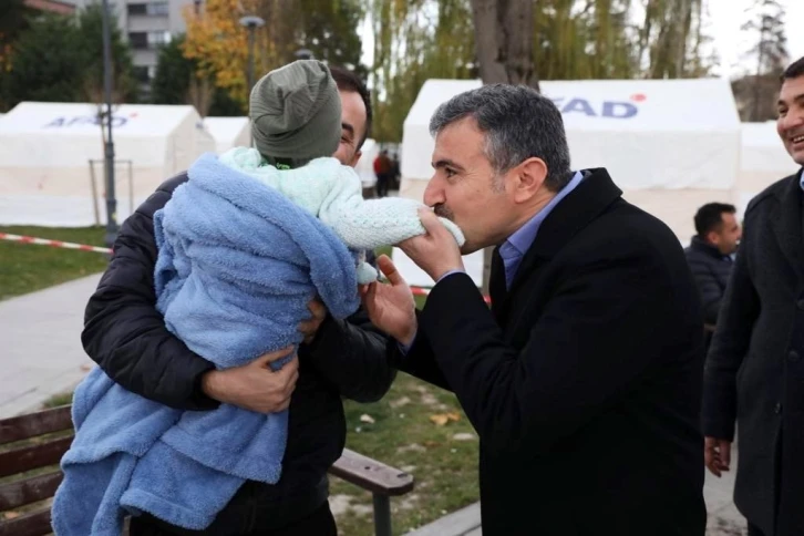 Düzce Valisi deprem bilançosunu açıkladı
