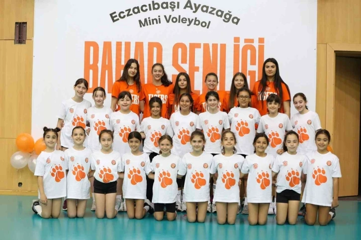 Eczacıbaşı Ayazağa Spor Okulu, Mini Tigers Voleybol Şenliği düzenledi
