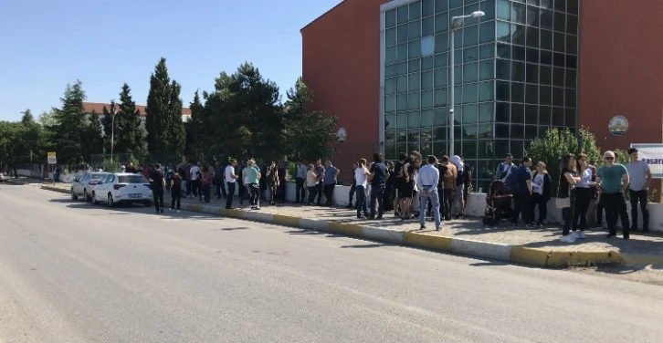 Edirne’de YKS ikinci  oturum heyecanı başladı
