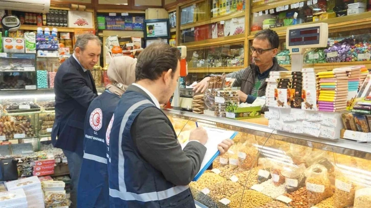 Edirne’deki kuru yemişçilerde yılbaşı öncesi denetim yapıldı
