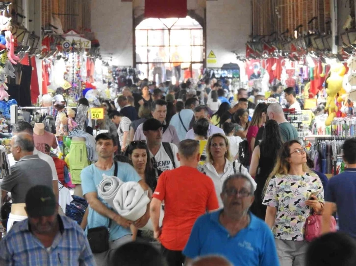 Edirne esnafı Bulgar ve Yunan turist yoğunluğunun ardından şimdi de gurbetçileri ağırlıyor
