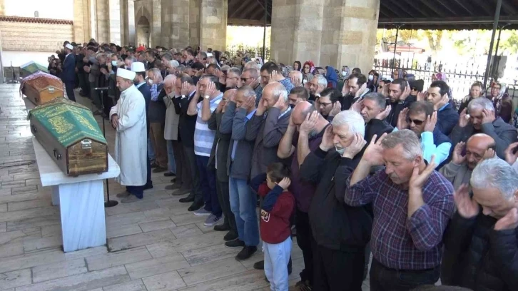 Edirne’nin ’Kıymet Teyzesi’ hayatını kaybetti
