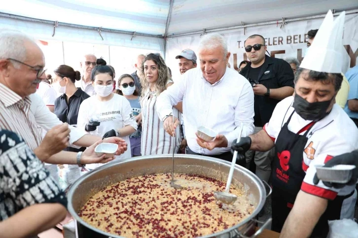 Efeler Belediyesi’nden 5 bin kişilik aşure hayrı
