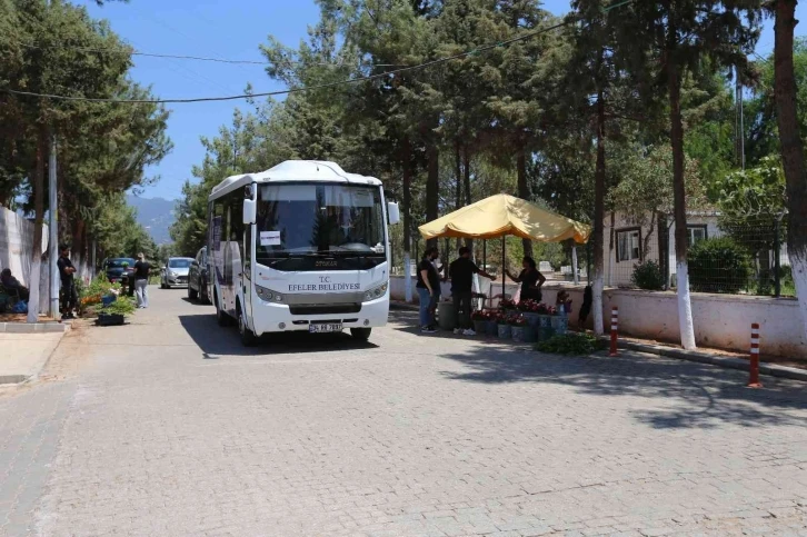 Efeler Belediyesi’nden mezarlıklara ücretsiz ulaşım
