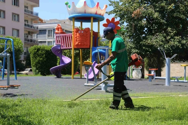 Efeler Belediyesi temizlik çalışmalarını sürdürüyor
