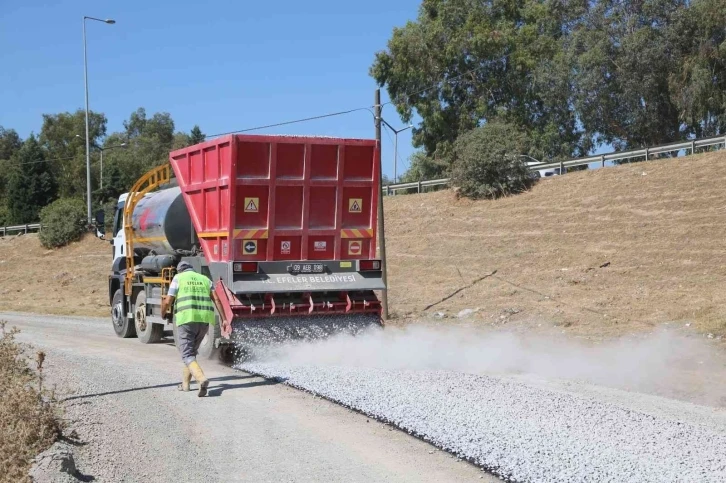 Efeler Belediyesi yol çalışmalarını aralıksız sürdürüyor
