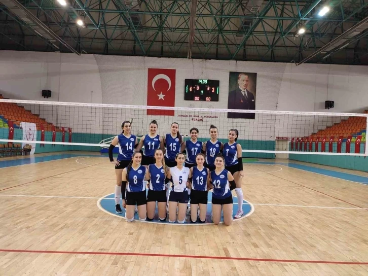 Elazığ Belediye Voleybol, liglere devam etme niyetinde
