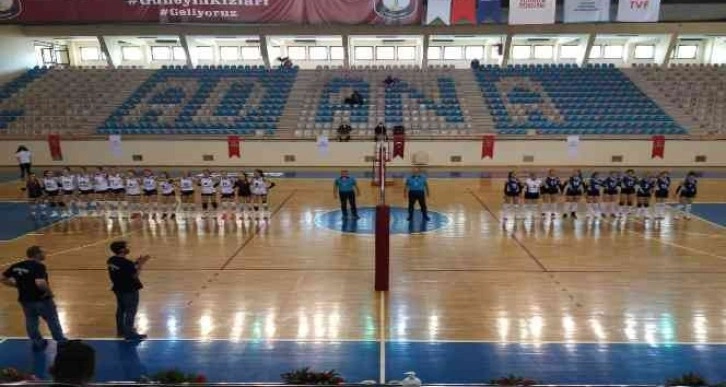 Elazığ Belediyesi Voleybol kötü başladı