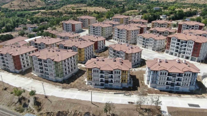 Elazığ’da 404 konutta sona gelindi, vatandaşlar kışa sıcak yuvalarında girecek
