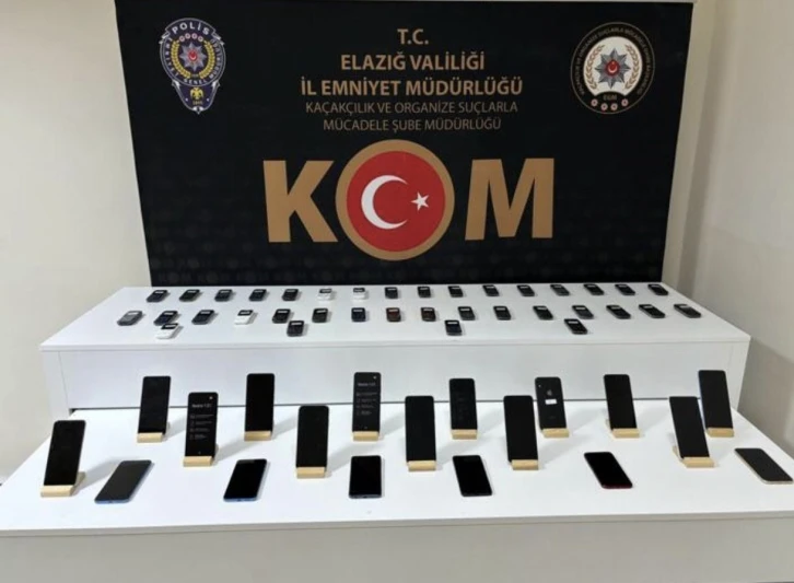 Elazığ’da 55 adet kaçak telefon ele geçirildi: 2 gözaltı
