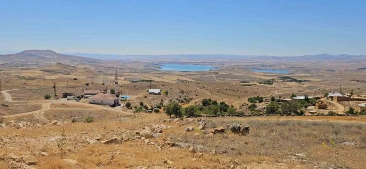 Elazığ’da bir köy ve mezralarında su sorunu giderildi
