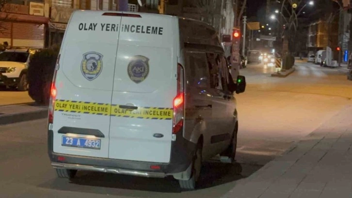 Elazığ’da Çıkan Kavgada Bir Kişi Silah Kabzasıyla Yaralandı