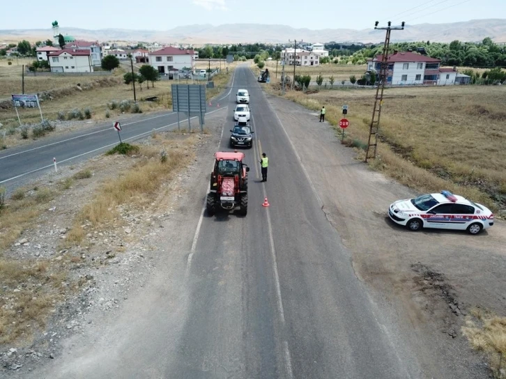 Elazığ’da dron destekli trafik denetimi
