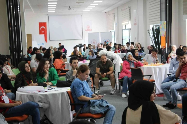 Elazığ’da Mahalle Destek ve Gönüllülük Çalıştayı düzenlendi
