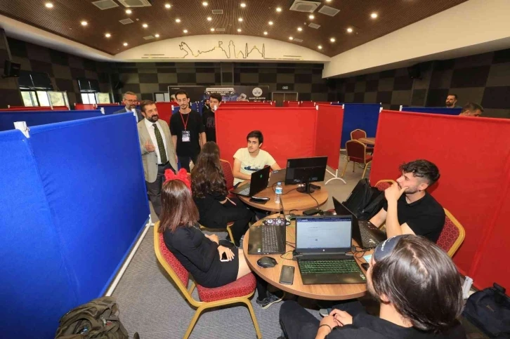 Elazığ’da, "NASA Space Apps Challenge" etkinliğine yoğun ilgi
