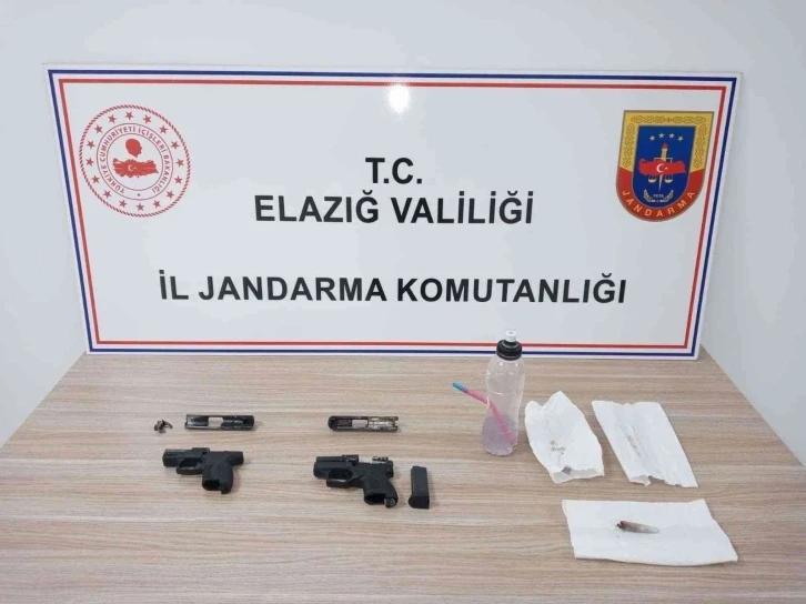 Elazığ’da ruhsatsız silah ele geçirildi
