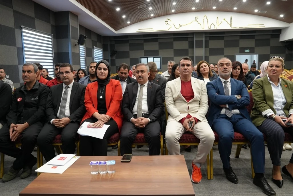 Elazığ’da, sivil katılım stratejisi ve eylem planı tanıtım toplantısı yapıldı
