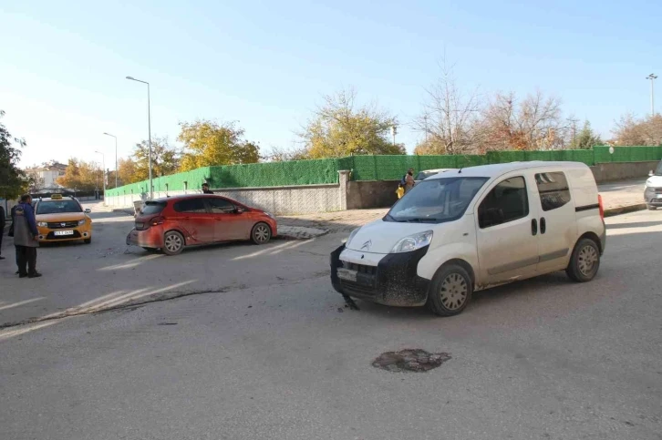 Elazığ’da zincirleme trafik kazası: 1 yaralı
