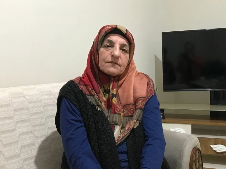 Elazığ depreminde kızını kaybeden ve enkaz altından çıkartılan Hamide Bugdalı: "Enkaz altından çıkarılanları görüyorum sanki kızım"
