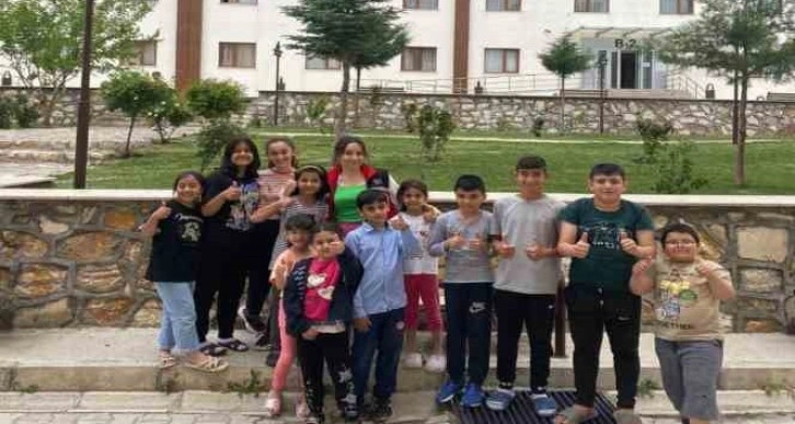 Elazığ’da depremzede çocuklar unutulmuyor