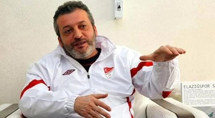 Elazığspor eski sportif direktörü Özgür Öztürk vefat etti
