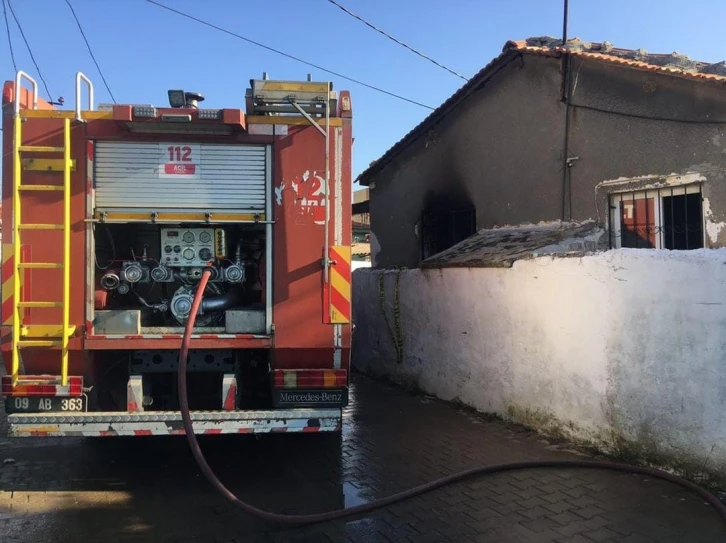 Elektrikli battaniyeden çıkan yangında hayatını kaybetti
