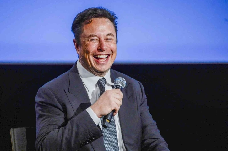 Elon Musk: "Twitter’ın gelirinde büyük düşüş oldu"
